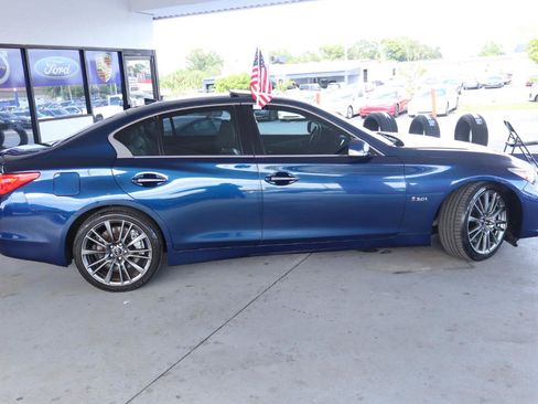 Used 2016 INFINITI Q50 Red Sport 400 RWD image 4