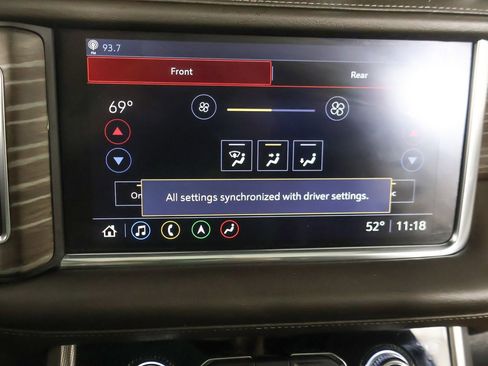 Used 2021 GMC Yukon Denali w/ Denali Premium Package image 60