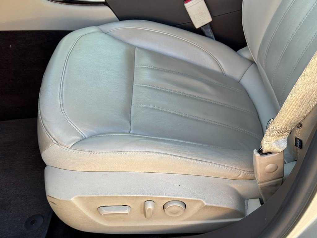 Used 2013 Buick Regal Premium FWD image 21