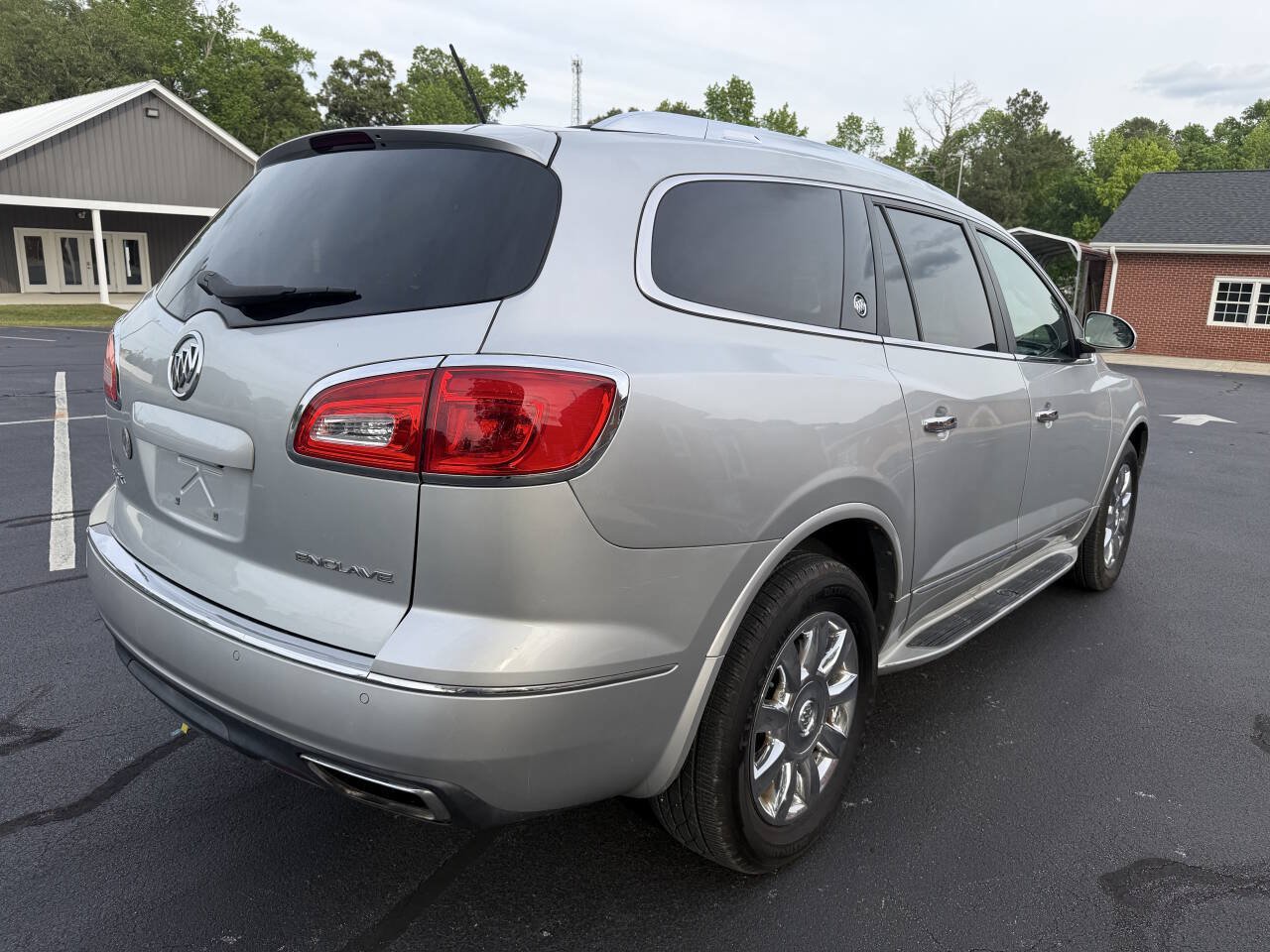 Used 2014 Buick Enclave Premium FWD image 5