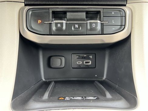 Used 2022 GMC Acadia Denali w/ Trailering Package image 16