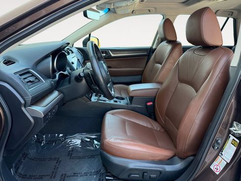 Used 2019 Subaru Outback 2.5i Touring w/ Protection Package #1 AWD/4WD image 14