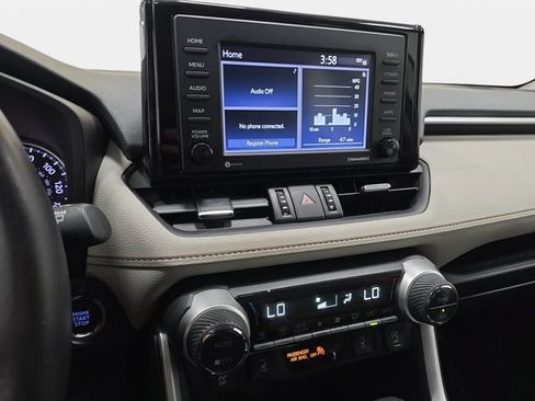 Certified 2021 Toyota RAV4 XLE Premium AWD/4WD image 16