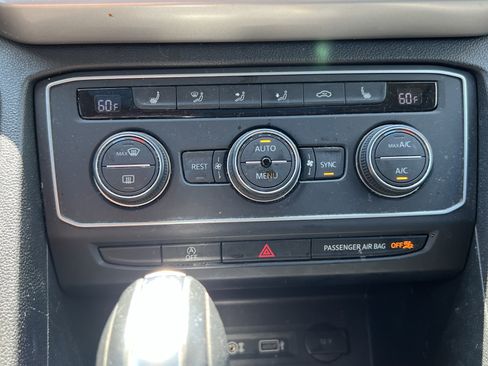 Used 2019 Volkswagen Atlas SE FWD image 30