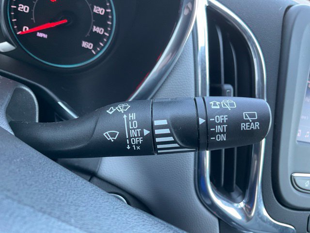 Used 2024 Chevrolet Equinox LS w/ LS Convenience Package FWD image 9