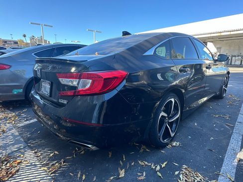 Used 2021 Honda Accord Sport Special Edition image 3