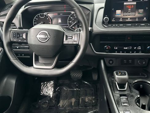New 2026 Nissan Rogue SV FWD image 16