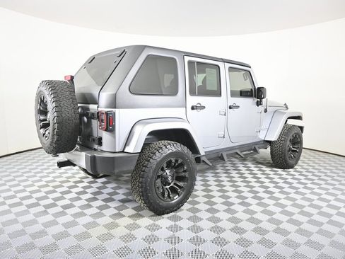 Used 2014 Jeep Wrangler Unlimited Sahara w/ Connectivity Group image 6