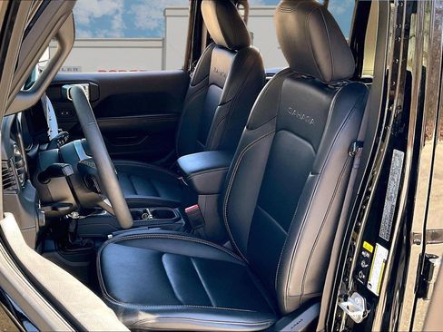 Used 2024 Jeep Wrangler Sahara w/ Technology Group image 22