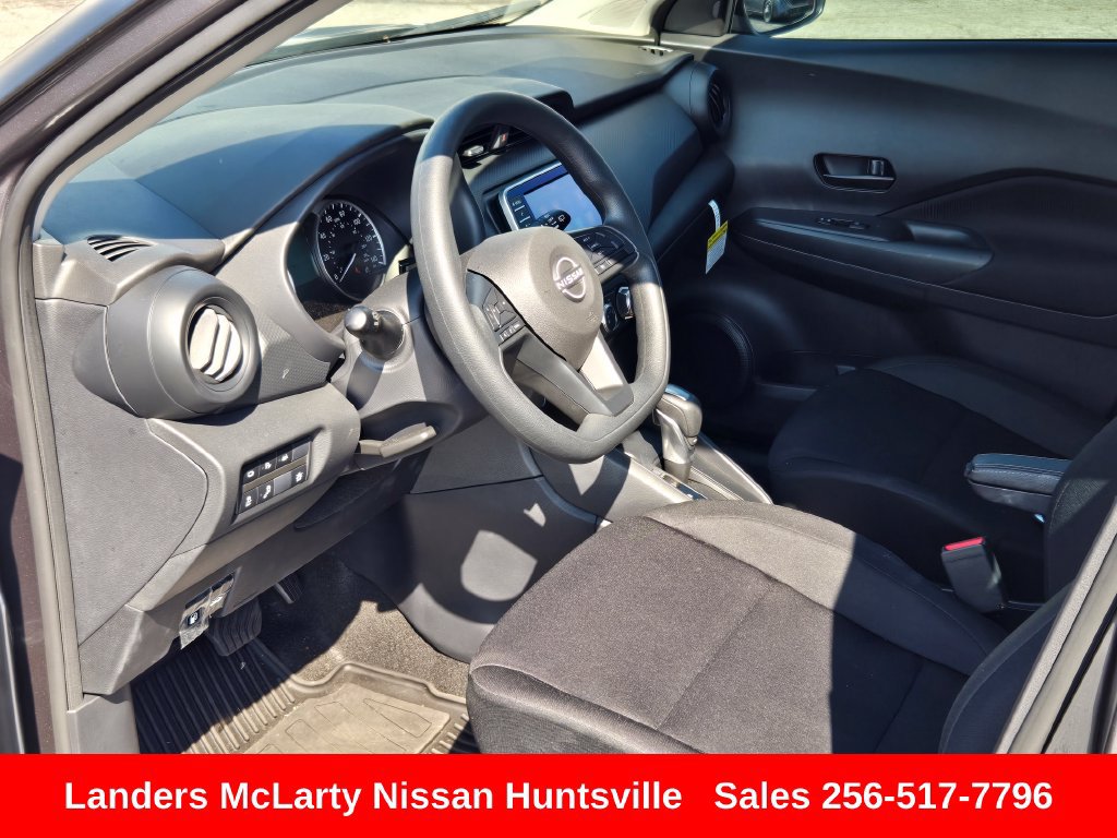 Used 2025 Nissan Kicks Play S FWD image 17
