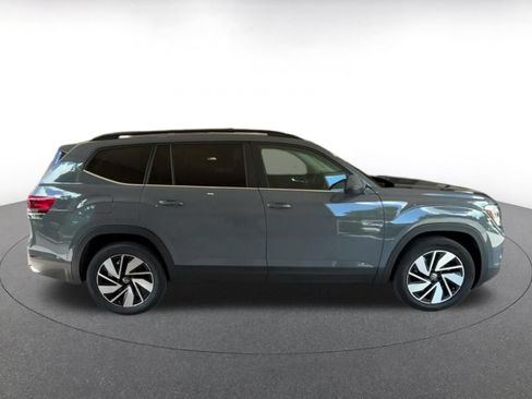 Used 2026 Volkswagen Atlas SE FWD image 16