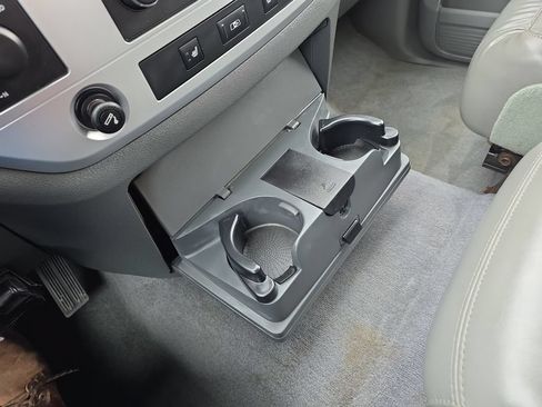 Used 2006 Dodge Ram 2500 Truck Laramie AWD/4WD image 19