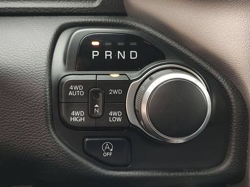 Used 2019 RAM 1500 Big Horn AWD/4WD image 19