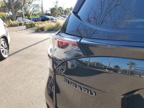 Used 2025 Subaru Forester Premium image 27