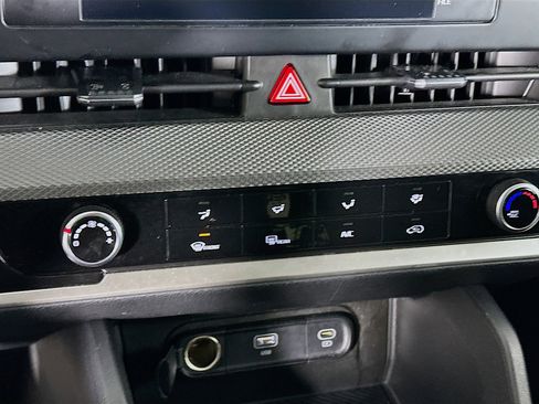 Used 2024 Kia Sportage LX image 22