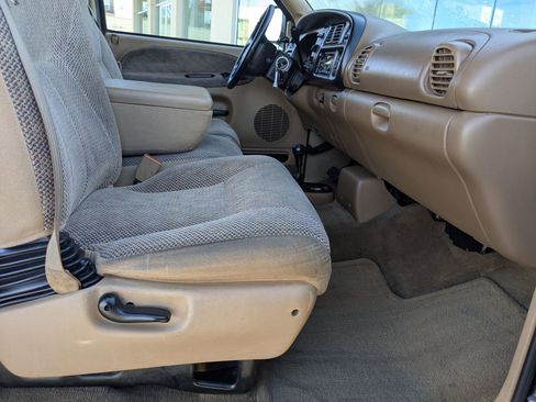 Used 1998 Dodge Ram 1500 Truck ST image 31