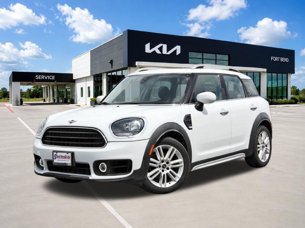 Used 2020 MINI Cooper Countryman FWD image 1