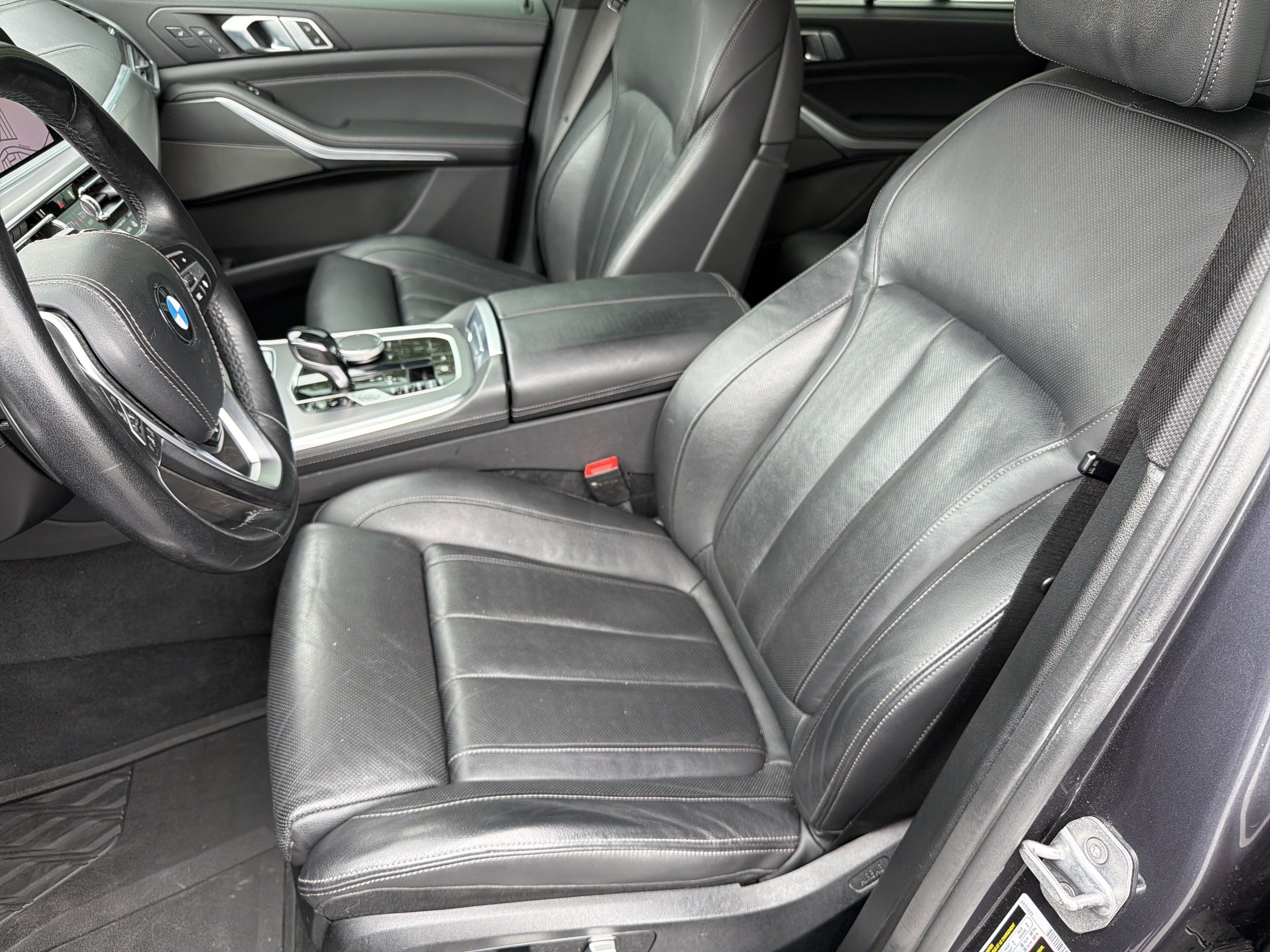 Used 2020 BMW X5 xDrive40i w/ Executive Package AWD/4WD image 16