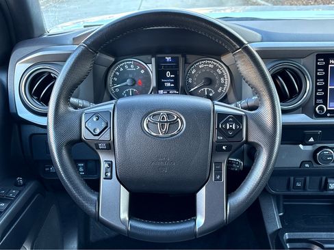 Used 2023 Toyota Tacoma TRD Off-Road image 13