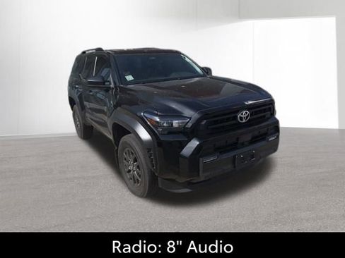 Used 2025 Toyota 4Runner SR5 AWD/4WD image 4