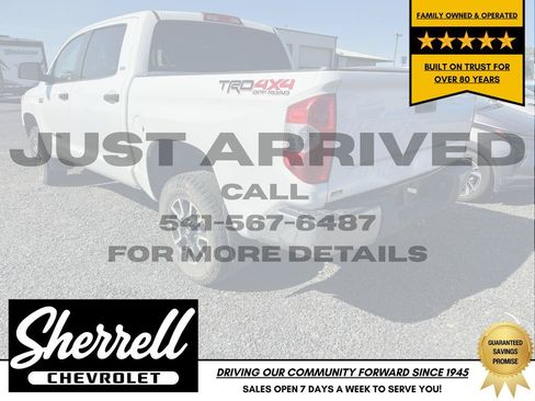 Used 2015 Toyota Tundra SR5 w/ TRD Off Road Package AWD/4WD image 3
