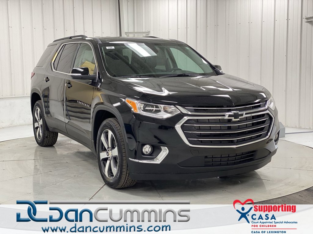 Used 2021 Chevrolet Traverse LT w/ LT Premium Package AWD/4WD image 1