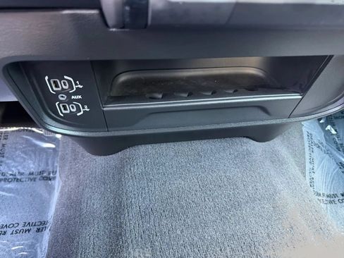 Used 2026 RAM 2500 Big Horn AWD/4WD image 25