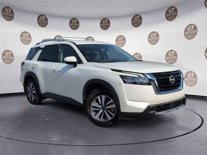 Used 2024 Nissan Pathfinder SL