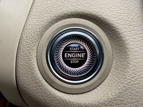 Used 2019 Mercedes-Benz C 300 4MATIC Cabriolet image 31