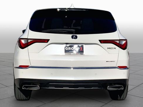 Used 2024 Acura MDX SH-AWD w/ Technology Package image 5