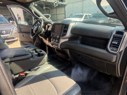 Used 2022 RAM 3500 Tradesman w/ Chrome Appearance Group image 13