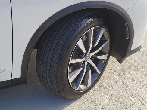 Used 2025 Acura MDX FWD w/ Technology Package image 6