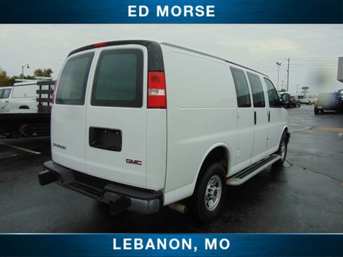 Used 2023 GMC Savana 2500 w/ Driver Convenience Package image 6
