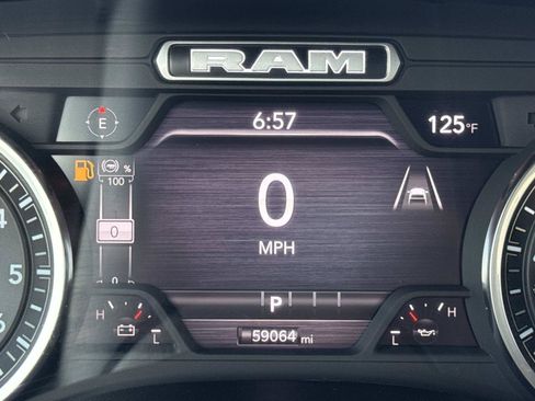 Used 2025 RAM 1500 Laramie AWD/4WD image 23