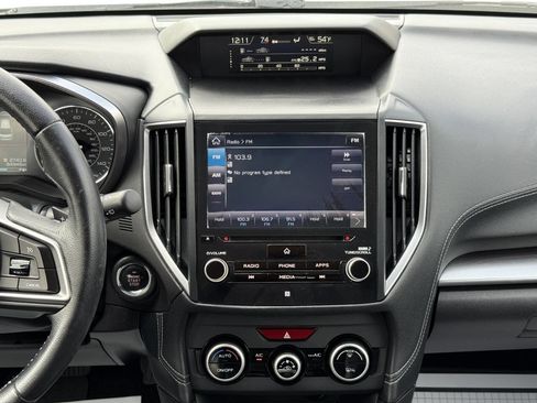 Used 2017 Subaru Impreza 2.0i Limited image 14