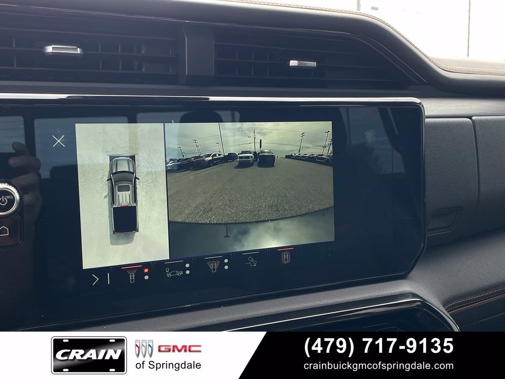 Used 2025 GMC Sierra 1500 AT4 w/ AT4 Premium Package AWD/4WD image 18