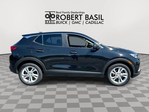 Used 2023 Buick Encore GX Preferred w/ Cold Weather Comfort Package FWD image 9