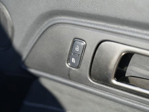 Used 2017 Ford Mustang Shelby GT350 image 47