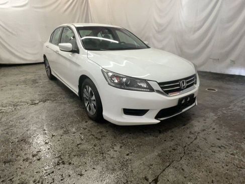 Used 2013 Honda Accord LX image 1