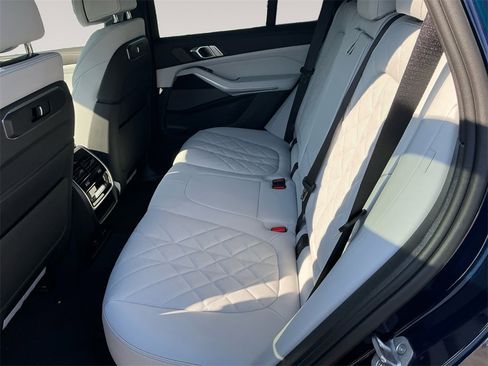 New 2026 BMW X5 xDrive50e image 13