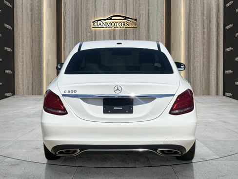 Used 2018 Mercedes-Benz C 300 Sedan image 9
