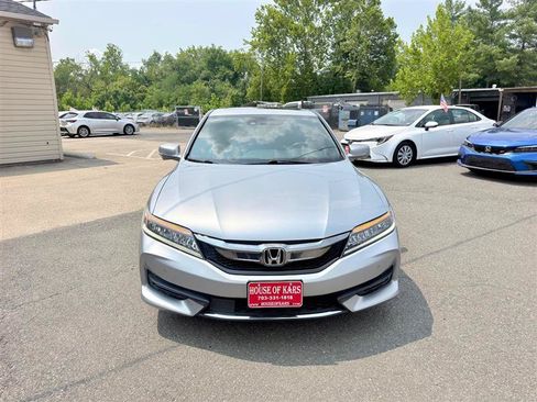 Used 2016 Honda Accord Touring image 6