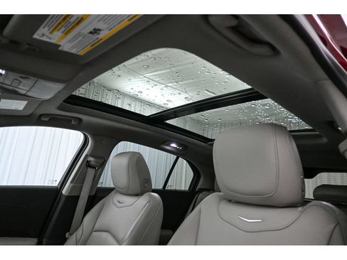 Used 2023 Cadillac XT4 Premium Luxury AWD/4WD image 13