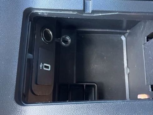 Used 2018 Ford Mustang Premium image 22