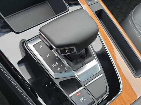 Certified 2023 Audi Q5 2.0T Premium Plus w/ Premium Plus Package AWD/4WD image 33