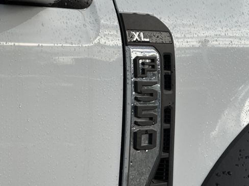 New 2026 Ford F550 XL image 24