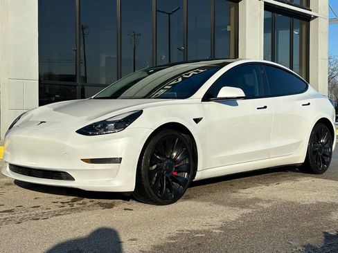 Used 2022 Tesla Model 3 Performance image 5