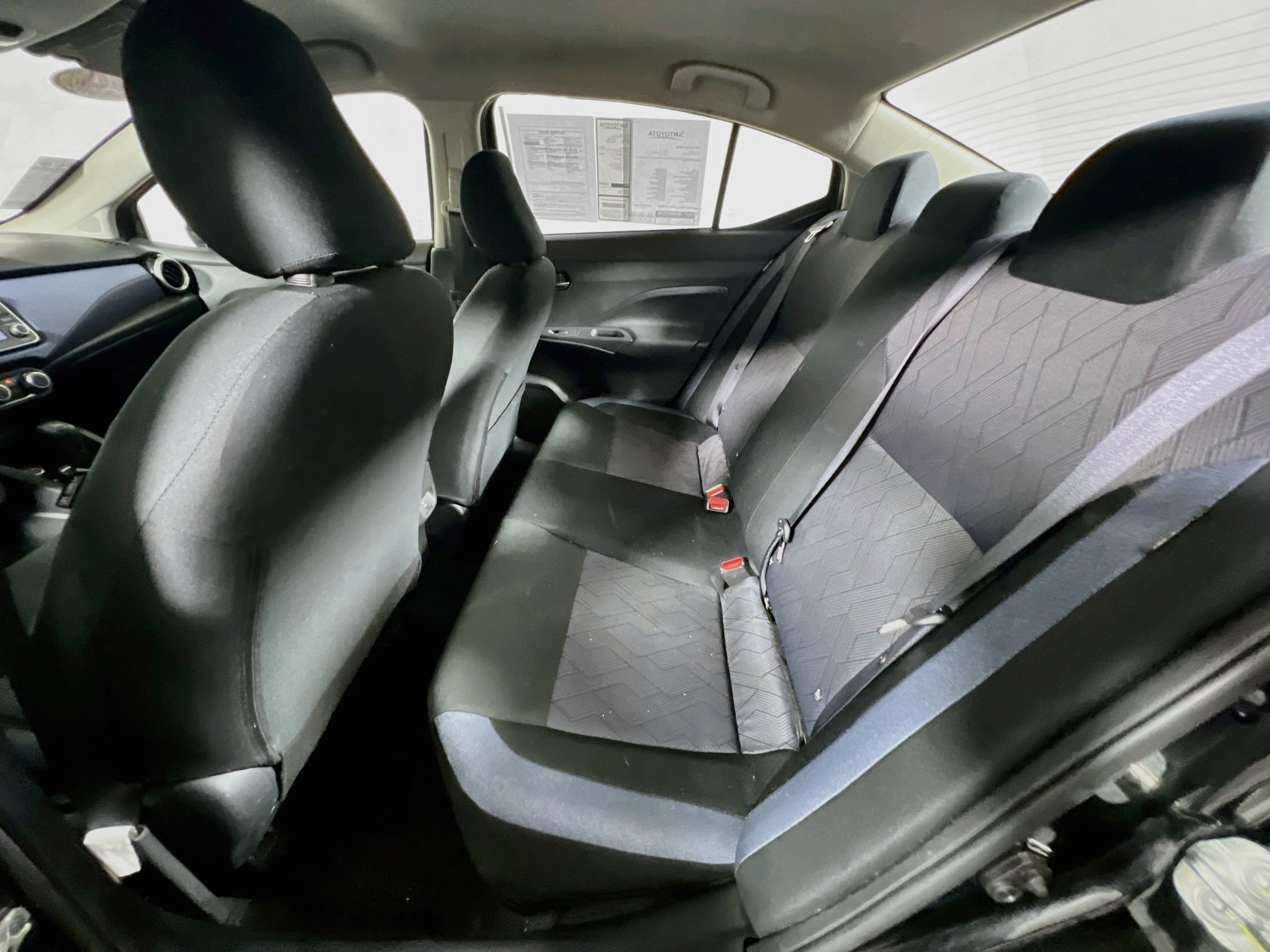 Used 2024 Nissan Versa SV FWD image 27