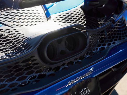 Used 2024 McLaren 750S Spider image 14