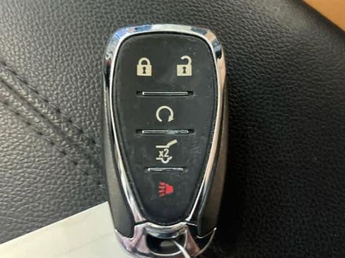 Used 2020 Chevrolet Equinox Premier image 30